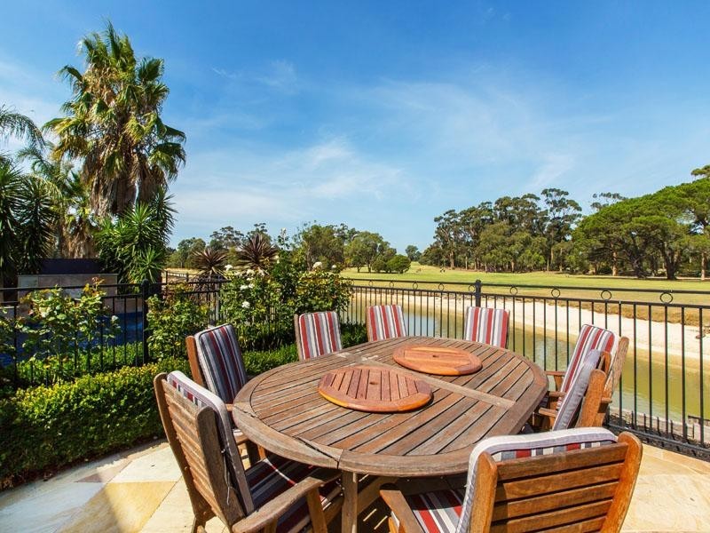 39 Higgins Close, Dingley Village VIC 3172