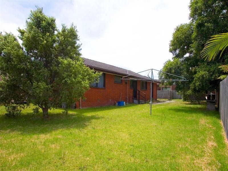 8 Picola Court, Dingley Village VIC 3172