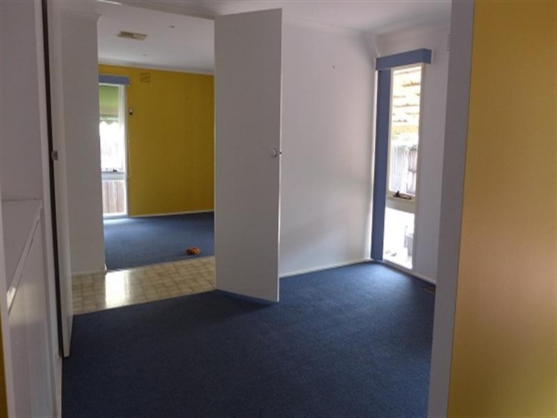 2 Tarnook Crescent, Dingley Village VIC 3172