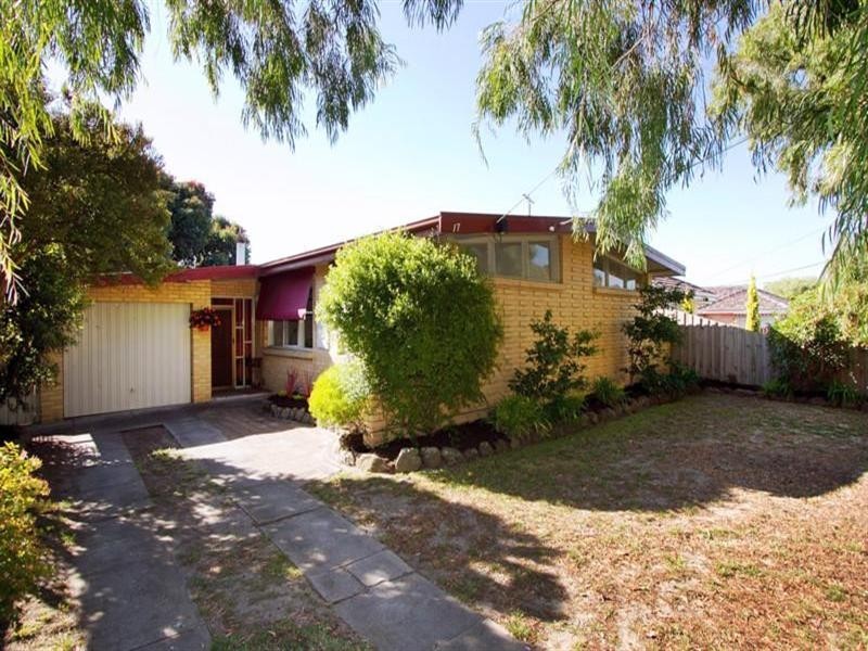 17 Weymar Street, Cheltenham VIC 3192