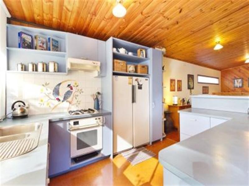 17 Weymar Street, Cheltenham VIC 3192