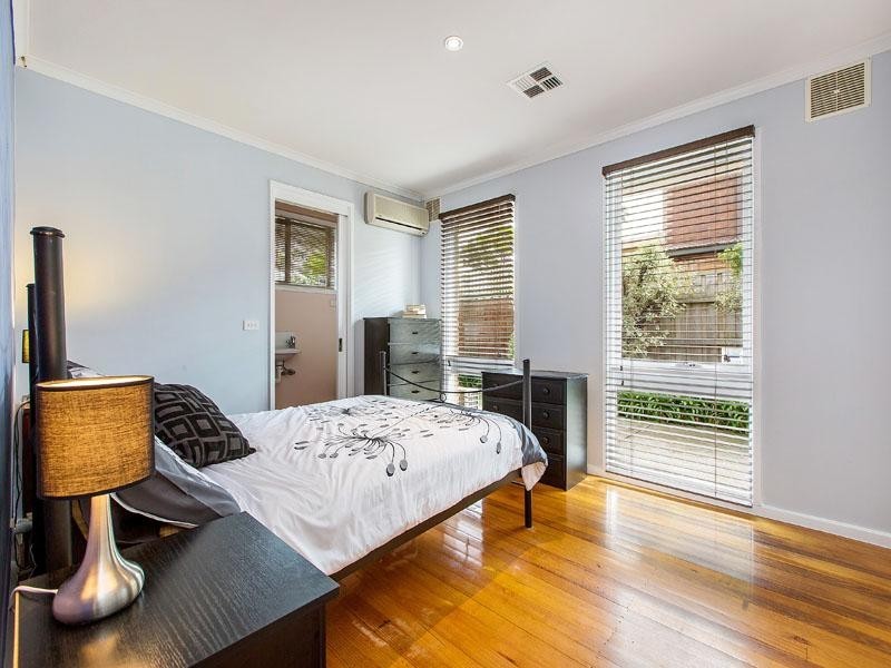 14 Plaza Crescent, Dingley Village VIC 3172