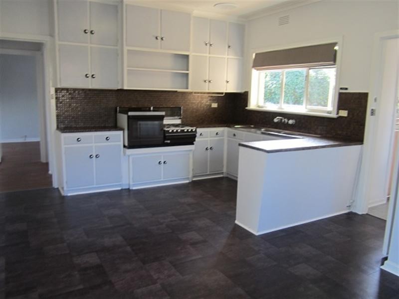 19 Alden Court, Cheltenham VIC 3192