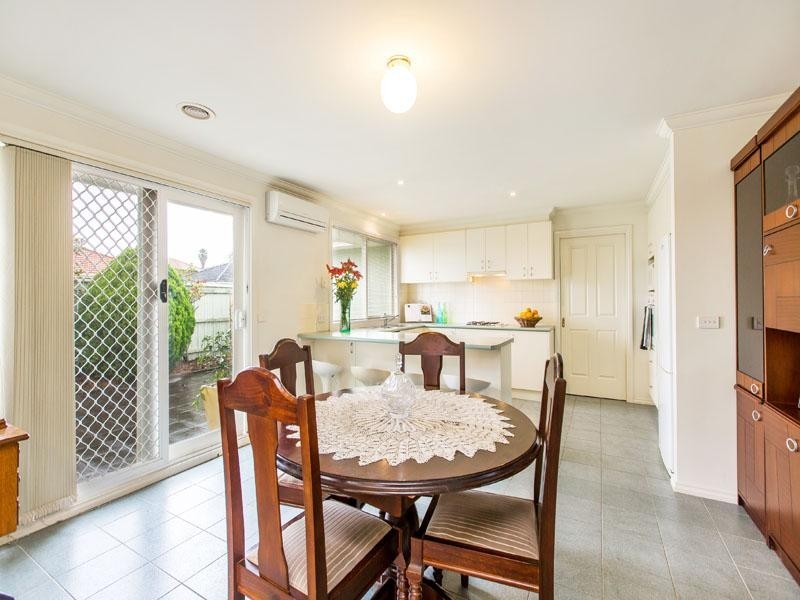 3 Albert Place, Dingley Village VIC 3172