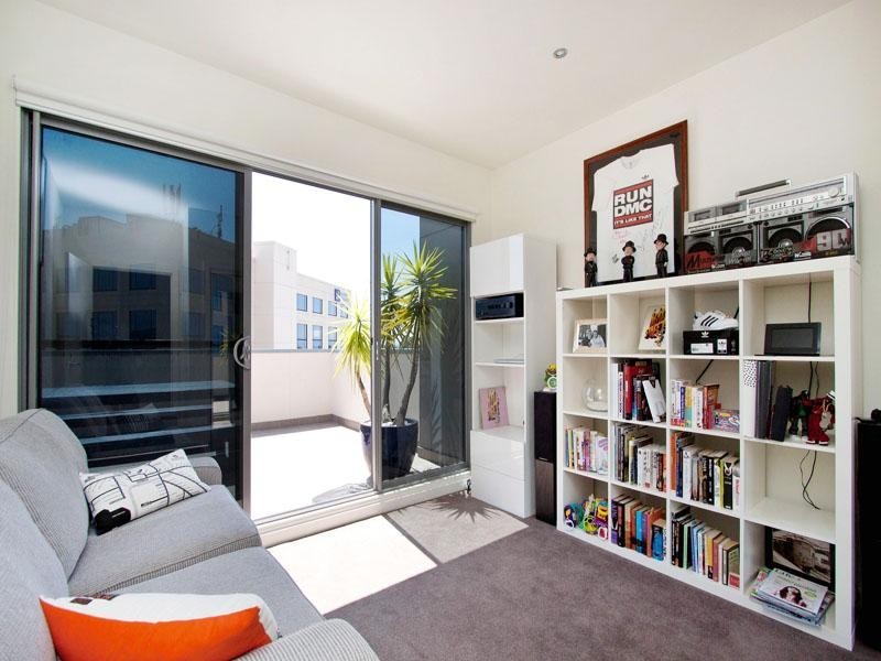 601/37-39 Station Road, Cheltenham VIC 3192