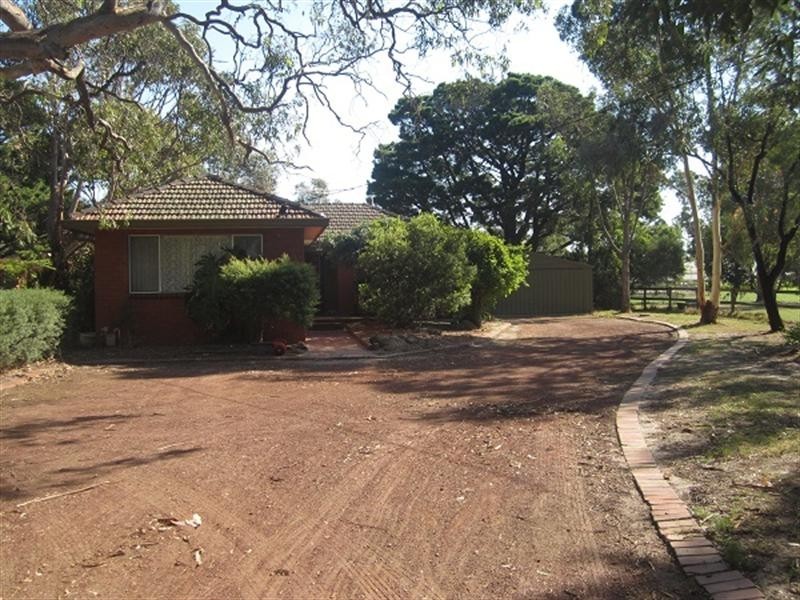 272 Perry Road, Keysborough VIC 3173