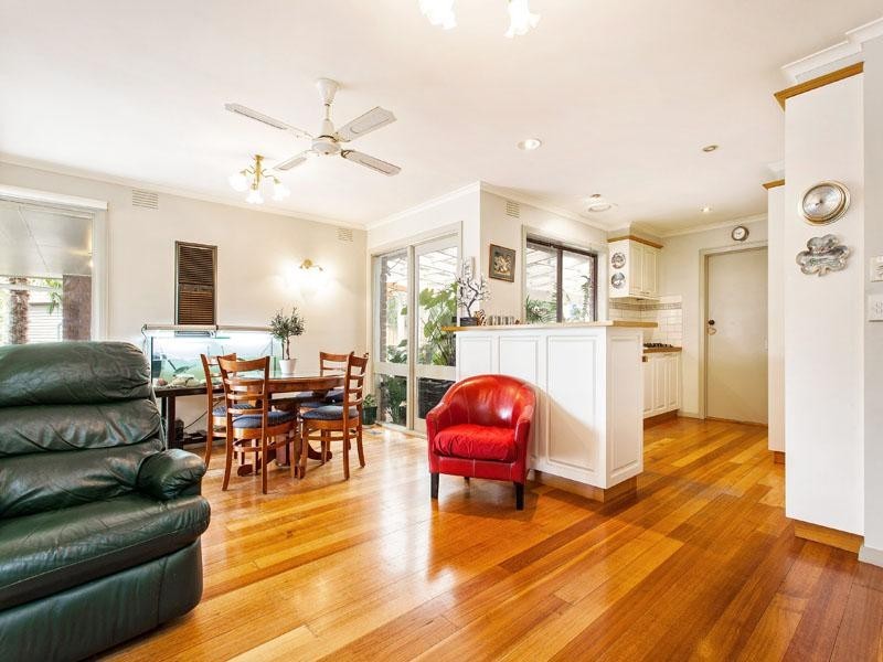 12 Donhaven Court, Dingley Village VIC 3172