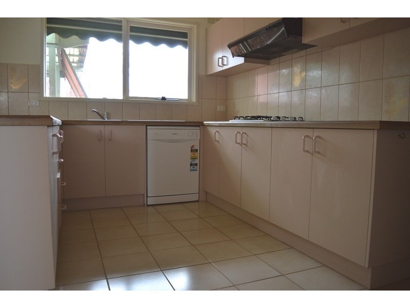 26 Lauren Close, Dingley Village VIC 3172