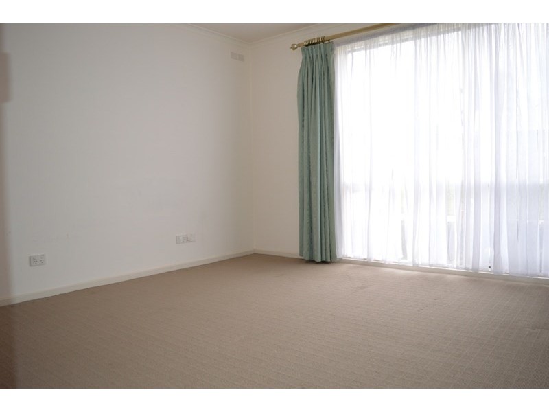 26 Lauren Close, Dingley Village VIC 3172