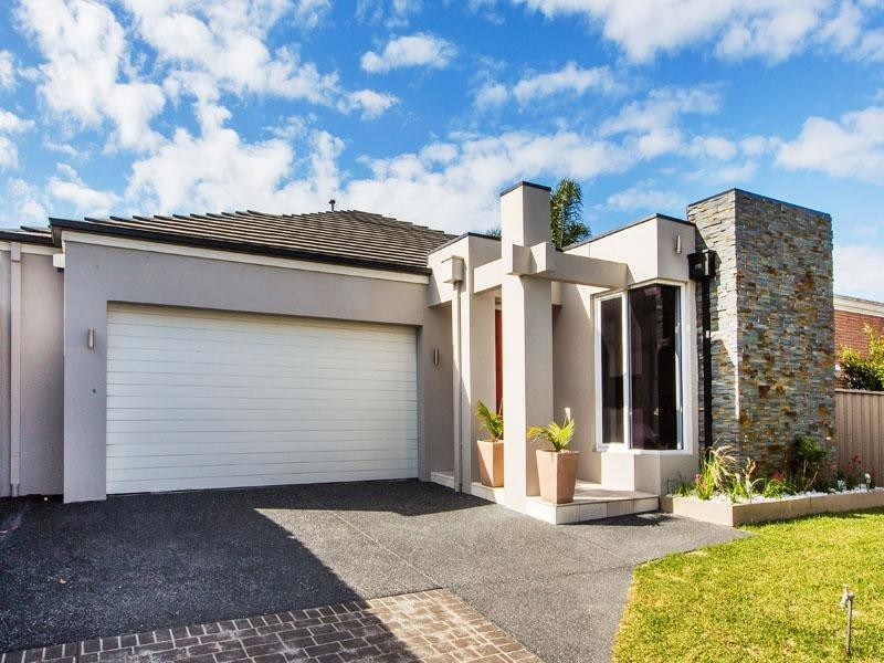 37 Christina Terrace, Dingley Village VIC 3172