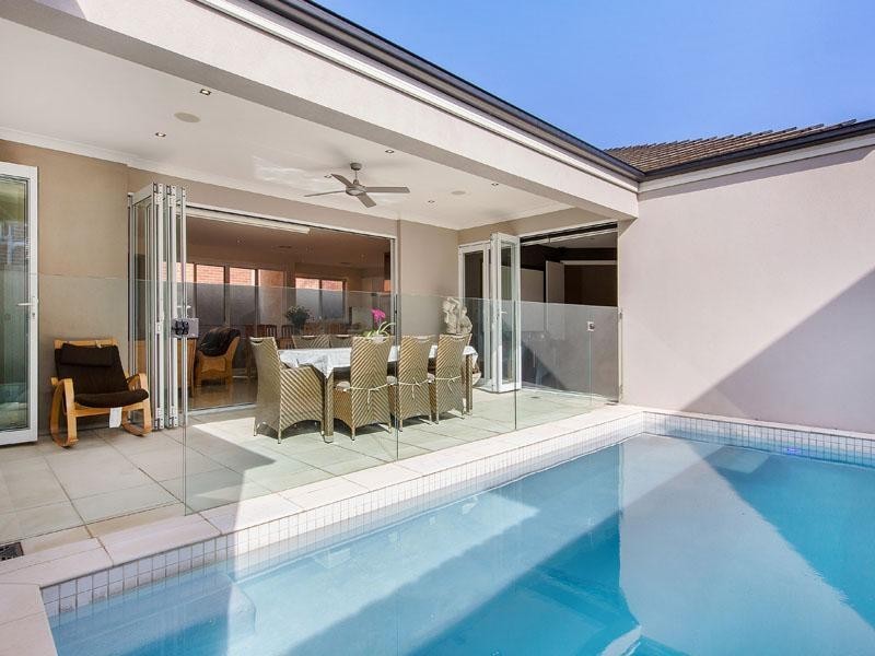 37 Christina Terrace, Dingley Village VIC 3172