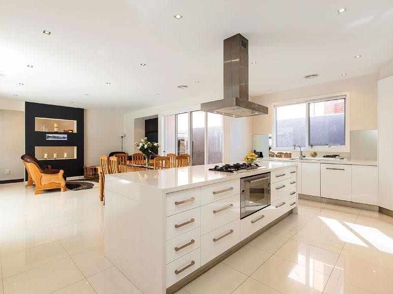 37 Christina Terrace, Dingley Village VIC 3172