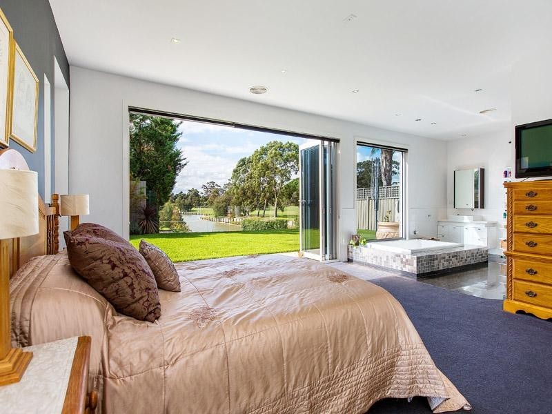 37 Christina Terrace, Dingley Village VIC 3172