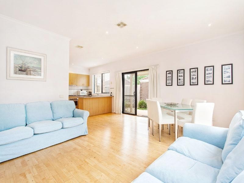 2/6 Norma Avenue, Cheltenham VIC 3192