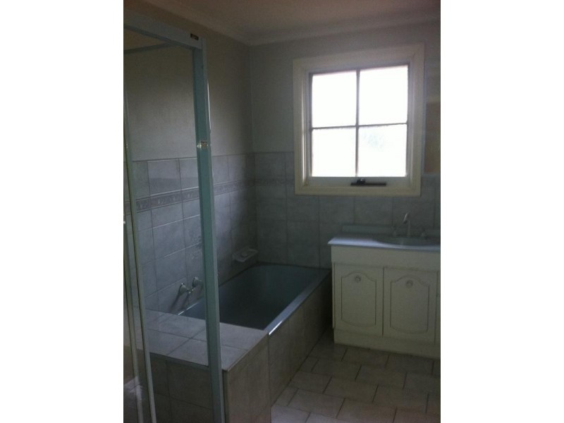 13/15A Wattle Grove, Mckinnon VIC 3204