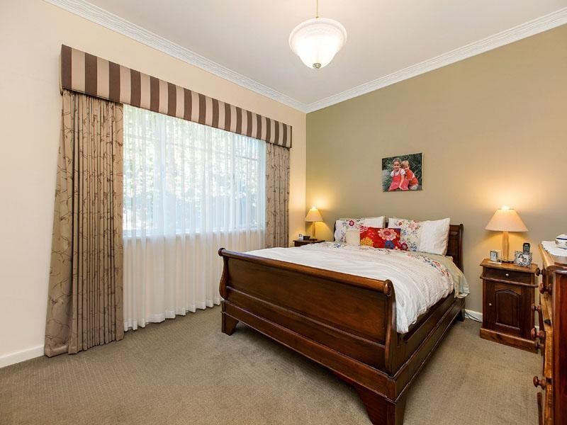 17 Acacia Avenue, Mentone VIC 3194