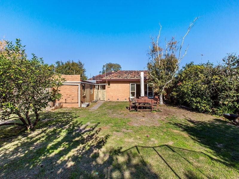 17 Acacia Avenue, Mentone VIC 3194