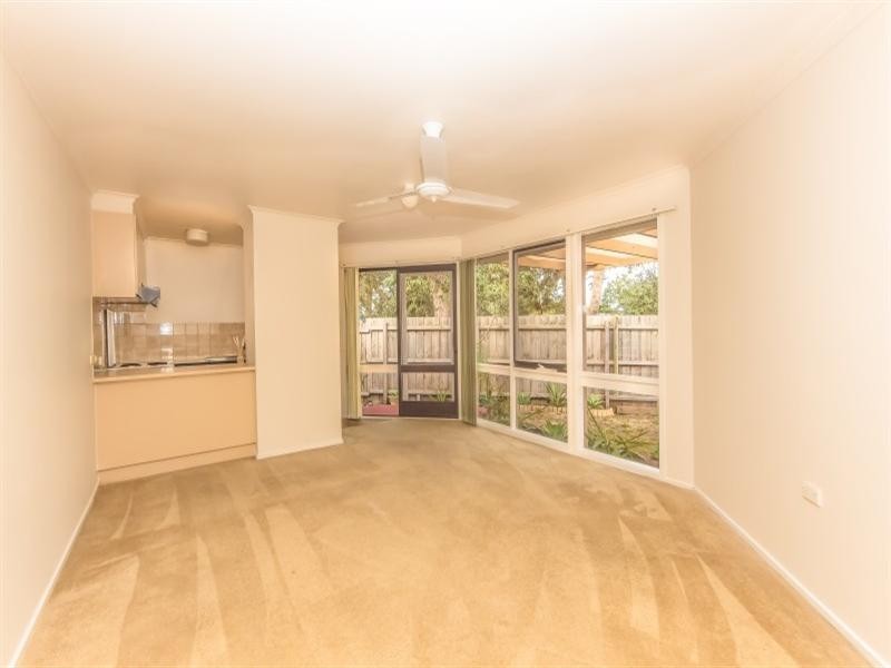 4/10A Byng Avenue, Heatherton VIC 3202