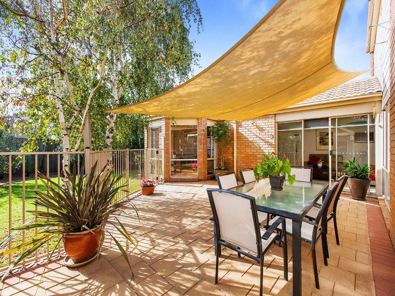 29 Wheatland Crescent, Dingley Village VIC 3172