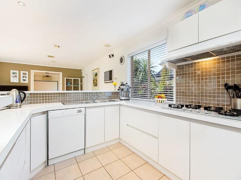 29 Wheatland Crescent, Dingley Village VIC 3172