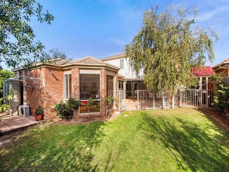 29 Wheatland Crescent, Dingley Village VIC 3172