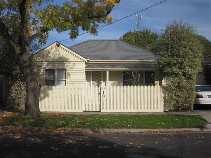 21B Hall Street, Cheltenham VIC 3192