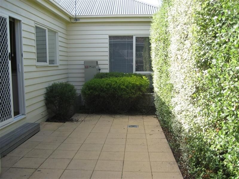 21B Hall Street, Cheltenham VIC 3192