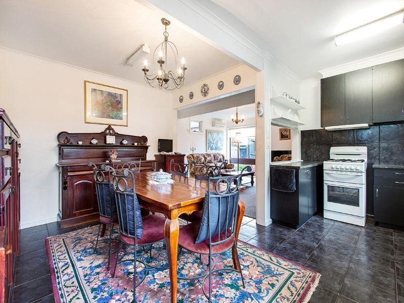 19 Cavendish Drive, Heatherton VIC 3202