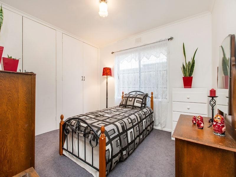 19 Cavendish Drive, Heatherton VIC 3202