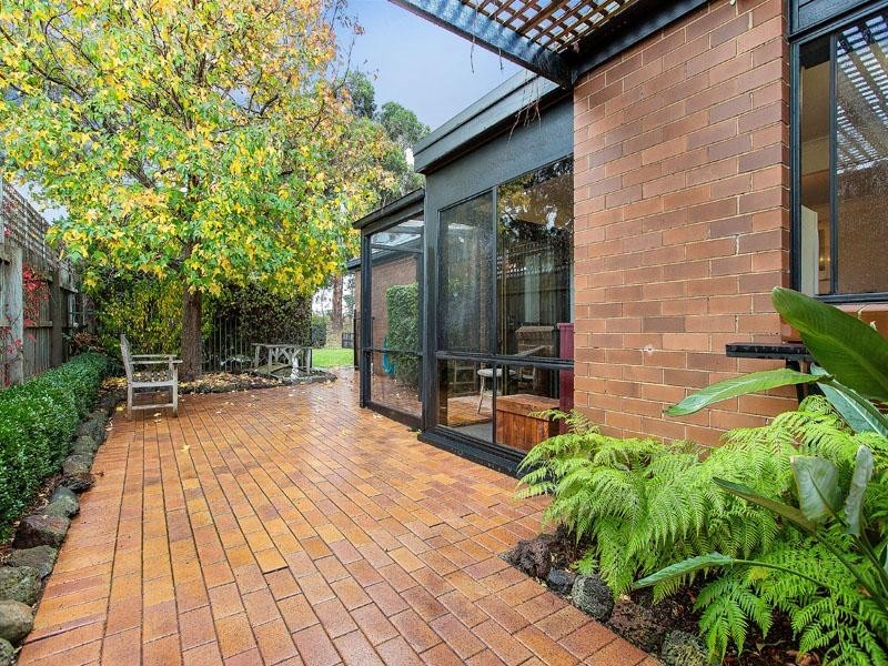 19 Cavendish Drive, Heatherton VIC 3202