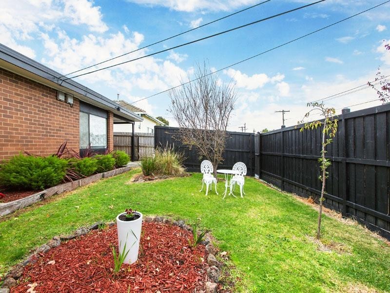 19 Cavendish Drive, Heatherton VIC 3202