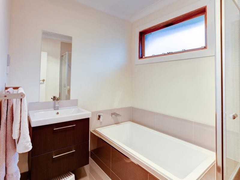 14 Sharan Avenue, Mentone VIC 3194