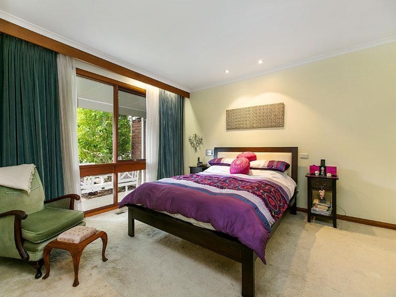 8 Chifley Court, Dingley Village VIC 3172