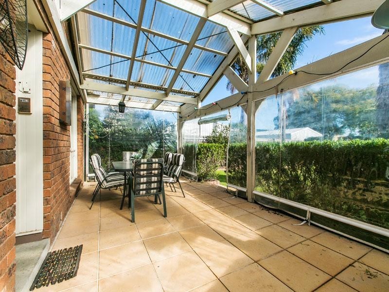 8 Chifley Court, Dingley Village VIC 3172