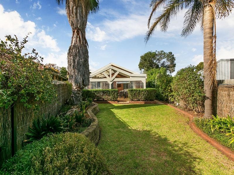 8 Chifley Court, Dingley Village VIC 3172