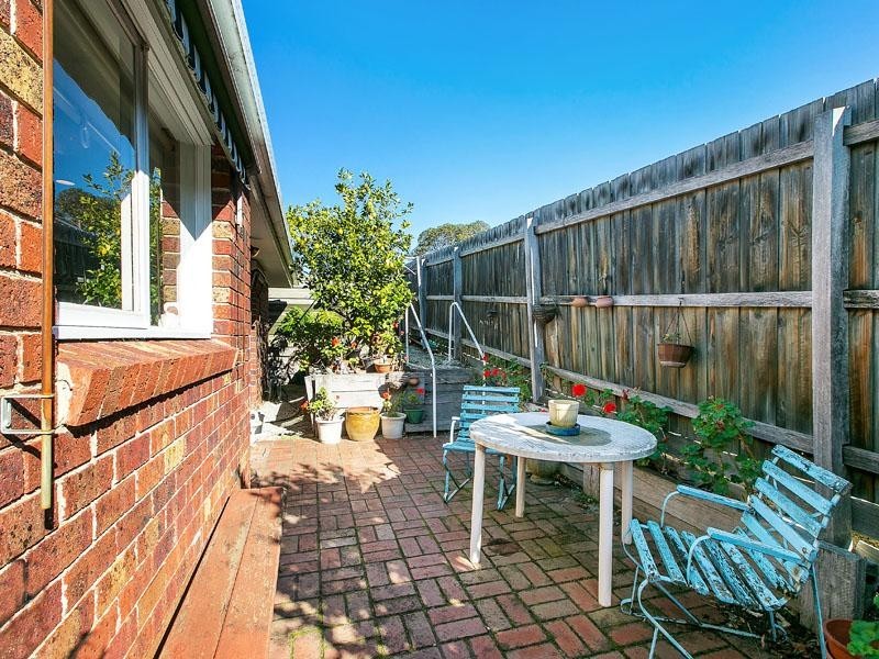 2/9 Heather Grove, Cheltenham VIC 3192