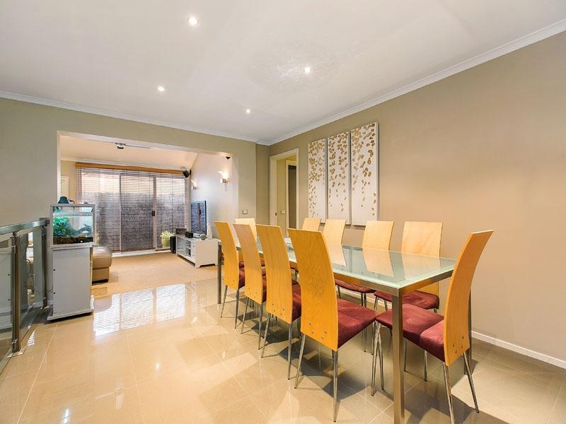 2 Wyndarra Crescent, Dingley Village VIC 3172