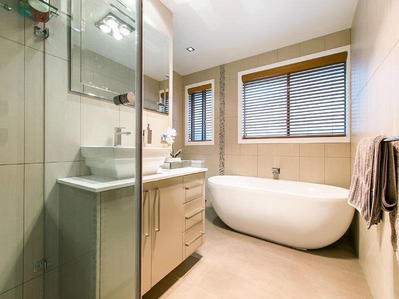 2 Wyndarra Crescent, Dingley Village VIC 3172