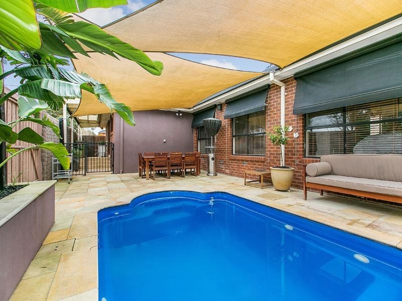 2 Wyndarra Crescent, Dingley Village VIC 3172
