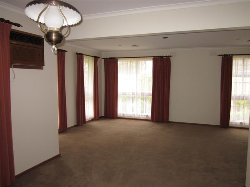 8 Hicks Street, Parkdale VIC 3195