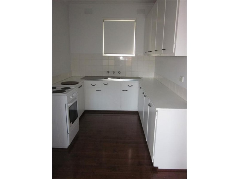 4/2 Kitchener Street, Mentone VIC 3194