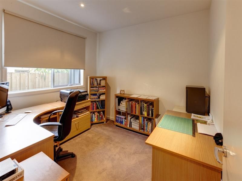 120A Como Parade West, Parkdale VIC 3195