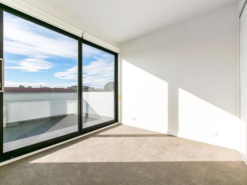206/157 Park Road, Cheltenham VIC 3192