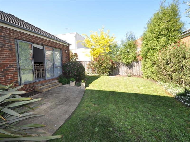 6 Carnoustie Parade, Heatherton VIC 3202