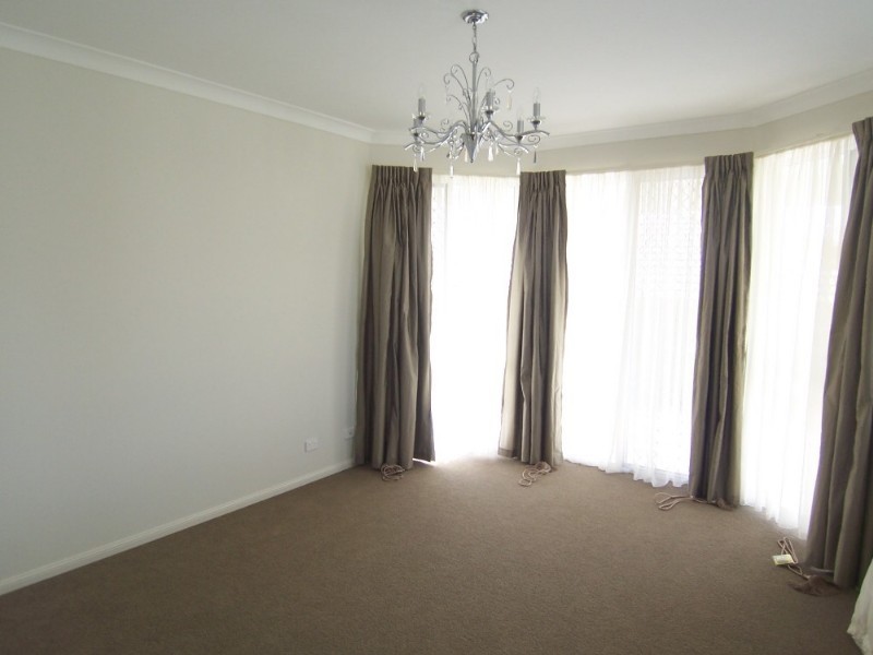 Warner QLD 4500
