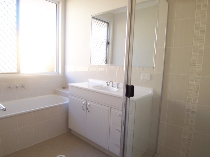 Warner QLD 4500