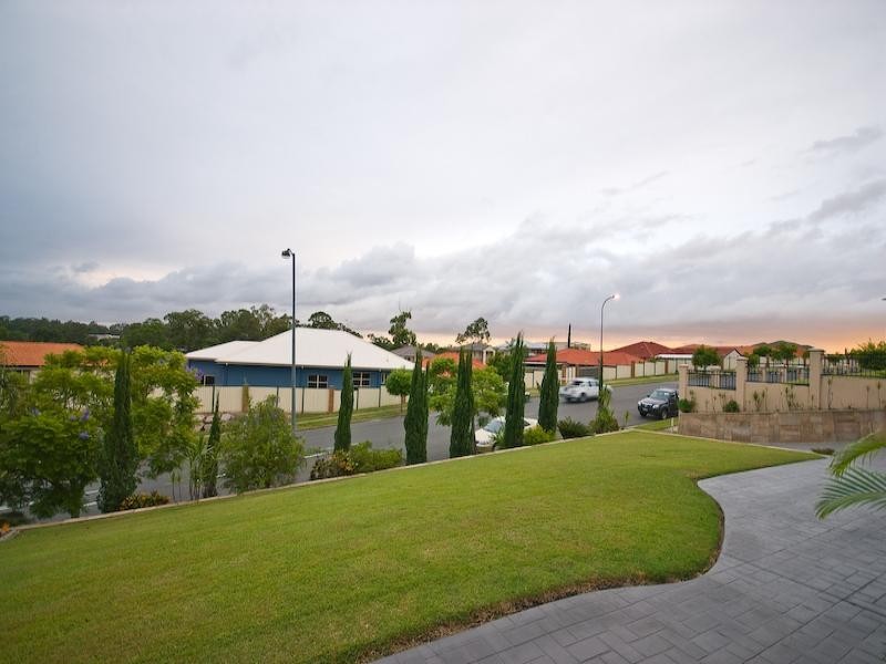 Bridgeman Downs QLD 4035