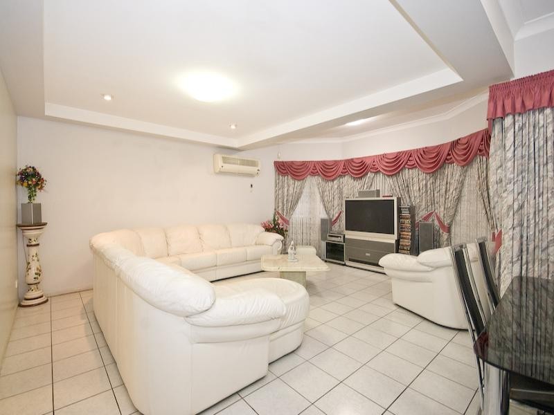 Bridgeman Downs QLD 4035