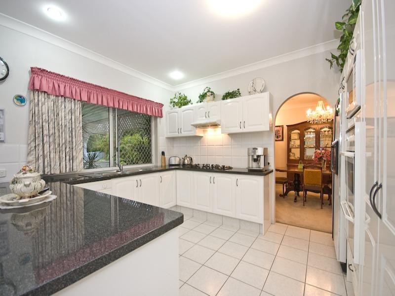 Bridgeman Downs QLD 4035