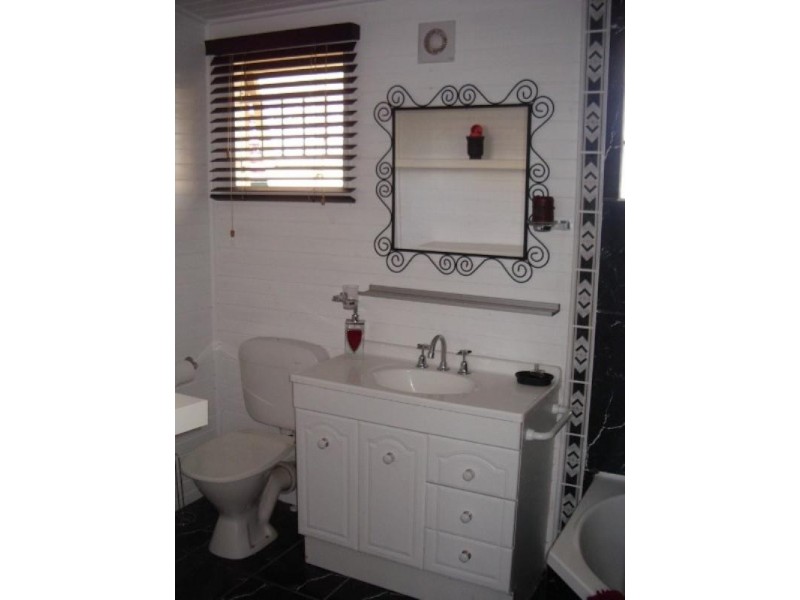 Wavell Heights QLD 4012